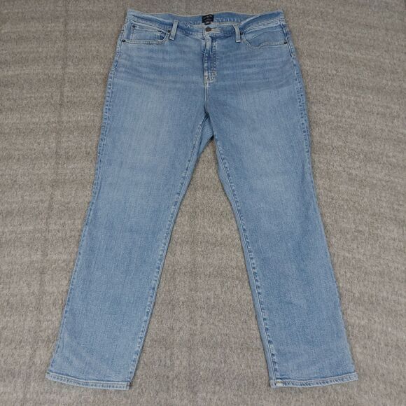 J. CREW Women's 32 (Actual 38x28.5) Slim Boyfriend Jeans Blue Denim Straight - Picture 3 of 8